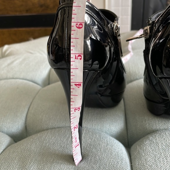 Christian Dior Patent Leather Heel Booties - Picture 12 of 16